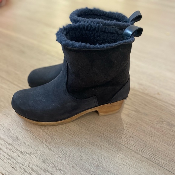 Store No.6 Shearling boots - Picture 9 of 9